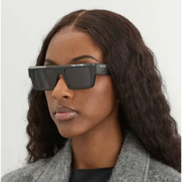 NWT Off-White Minneapolis Black 52mm Sunglasses main image 6
